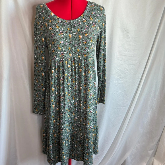 Paisley Sky Dresses & Skirts - MM98 Paisley sky maternity floral dress